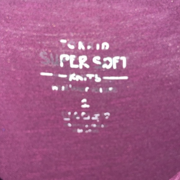 High low tunic tank top Torrid super soft knits - Picture 4 of 4